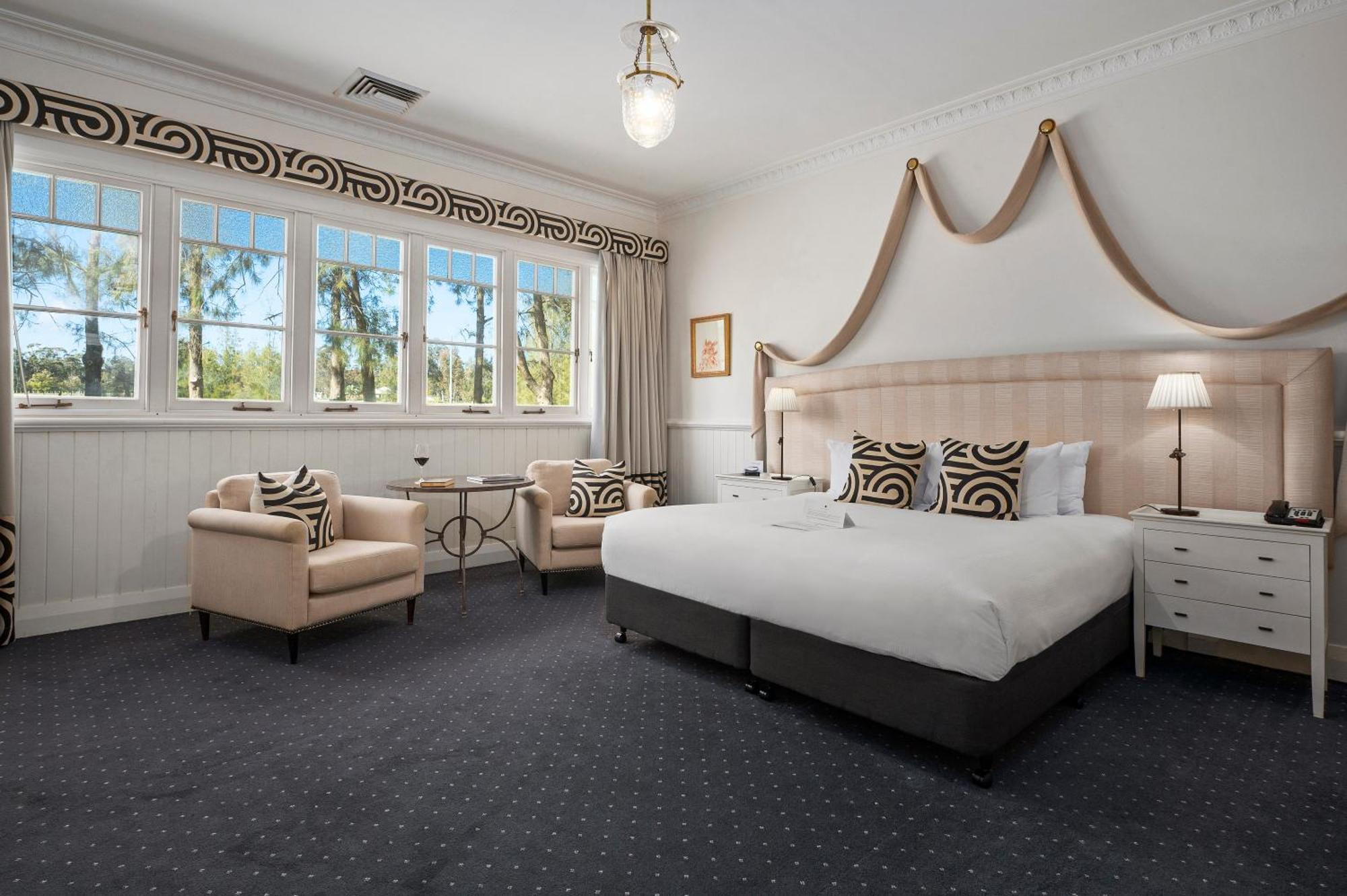 The Convent Hunter Valley Hotel Pokolbin Exteriör bild